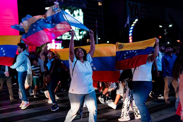 Sac banane à langer : bonnes raisons de s'en procurer